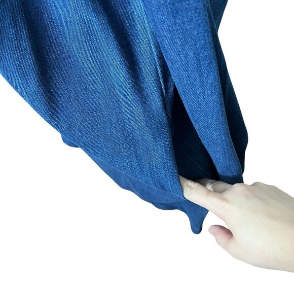 Welcome to my closet! - Picture 9 of 13